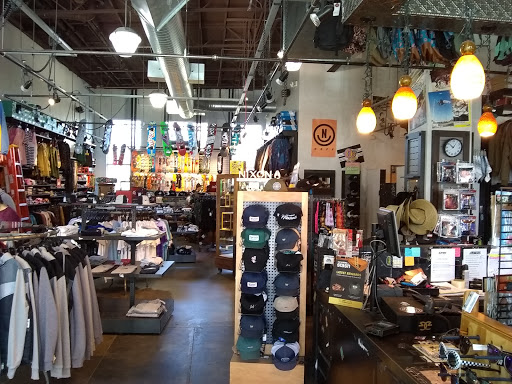 Clothing Store «Zumiez», reviews and photos, 617 NW 12th St, Gresham, OR 97030, USA