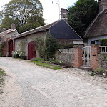 Photo n° 2 de l'avis de Christian.o fait le 06/09/2019 à 13:01 pour Collégiale Saint-Pierre à Gerberoy