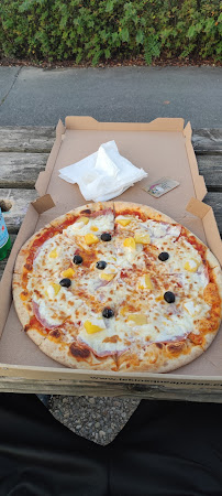 Plats et boissons du Pizzas à emporter Le Kiosque à Pizzas Sillery - n°2