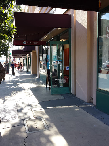 Cell Phone Store «AT&T Authorized Retailer», reviews and photos, 388 Ninth St #116, Oakland, CA 94607, USA