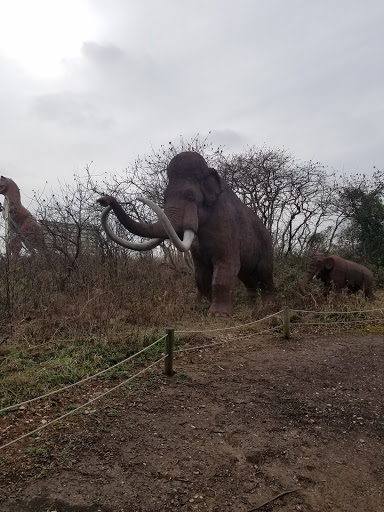 Amusement Center «Dinosaur World», reviews and photos, 711 Mammoth Cave Rd, Cave City, KY 42127, USA