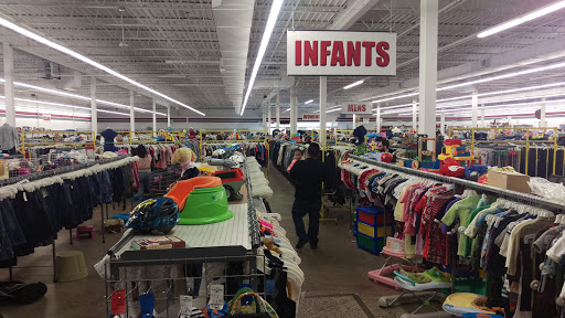 Thrift Store «Red White & Blue Thrift Stores», reviews and photos, 25 McLean Blvd, Paterson, NJ 07514, USA