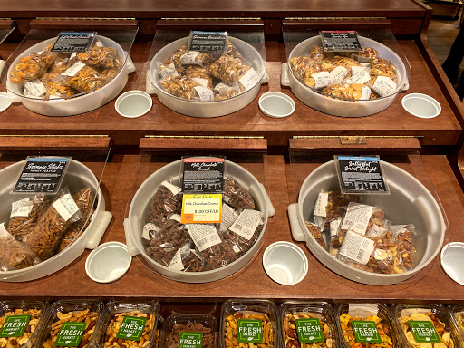 Grocery Store «The Fresh Market», reviews and photos, 315 W Main St, Avon, CT 06001, USA