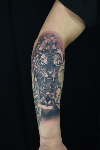 Explore violin tattoo ideas, creative tattoo ideas in Chicago, available at Master Craft Tattoo Co.