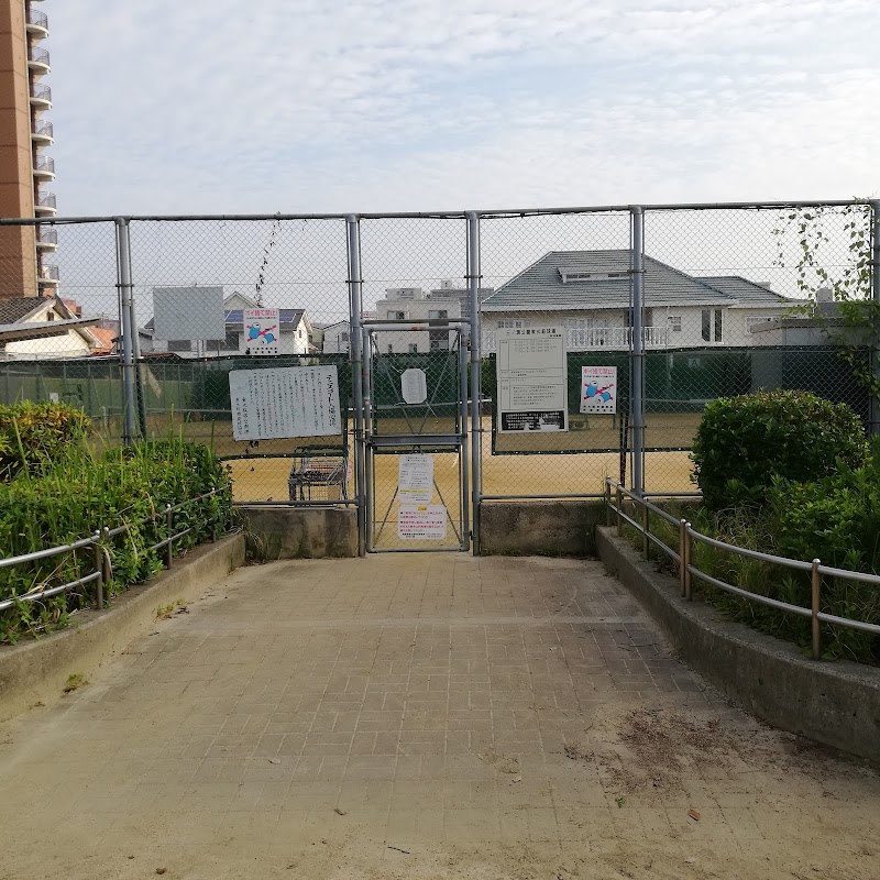 三ノ瀬公園軟式庭球場