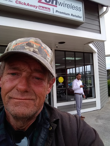 Cell Phone Store «Verizon Authorized Retailer - A Wireless», reviews and photos, 225 N Orchard Ave, Ukiah, CA 95482, USA