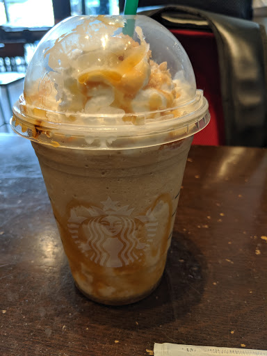 Coffee Shop «Starbucks», reviews and photos, 7124 W Cermak Rd, Berwyn, IL 60402, USA