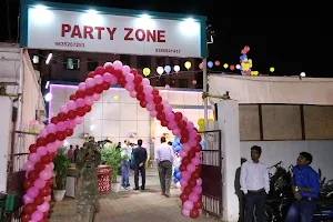Party Zone image