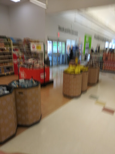 Supermarket «Super Stop & Shop», reviews and photos, 533 E Main St, Bay Shore, NY 11706, USA