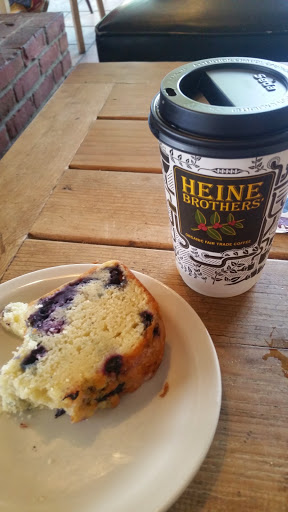 Coffee Shop «Heine Brothers’ Coffee - Douglass Loop», reviews and photos, 2200 Bardstown Rd, Louisville, KY 40205, USA