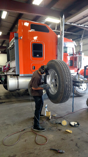 Quality Truck & Tire Service LLC image 3