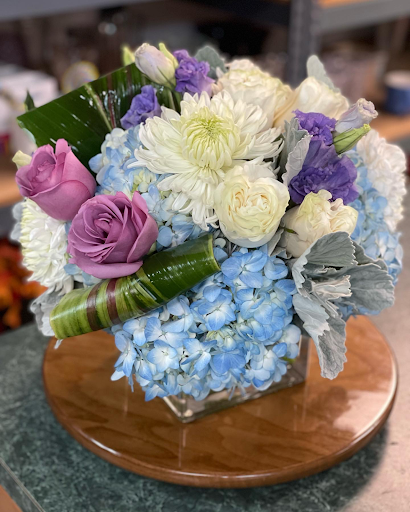 Florist «Crouch Florist & Gift», reviews and photos, 7200 Kingston Pike, Knoxville, TN 37919, USA