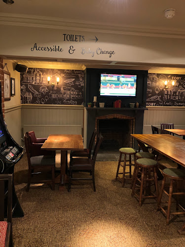 Comments and reviews of Toby Carvery Caversham Bridge