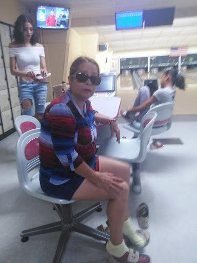 Bowling Alley «New Smyrna Lanes», reviews and photos, 185 N Causeway, New Smyrna Beach, FL 32169, USA