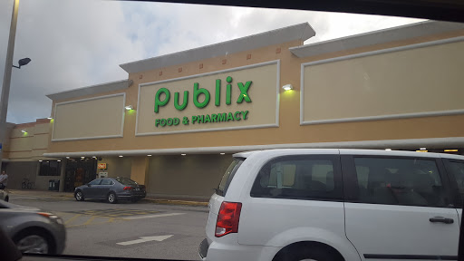 Supermarket «Publix Super Market», reviews and photos, 8701 W Hillsborough Ave, Tampa, FL 33615, USA