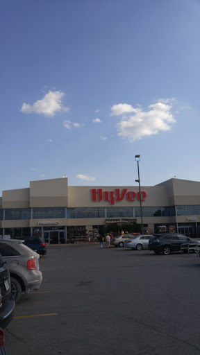 Supermarket «Hy-Vee», reviews and photos, 640 Lincoln Way, Ames, IA 50010, USA