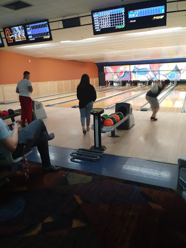 Bowling Alley «Bowlerama Lanes», reviews and photos, 1313 E Diehl Ave, Des Moines, IA 50315, USA