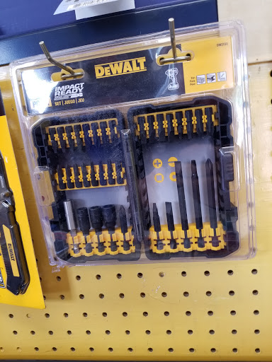 Auto Parts Store «NAPA Auto Parts - Owen Valley Auto Parts», reviews and photos, 190 S Main St, Spencer, IN 47460, USA