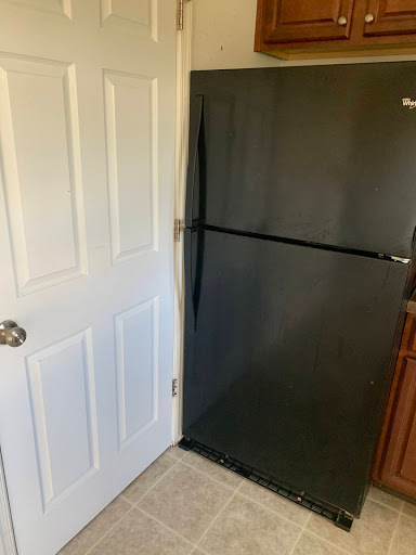 Apartment Building «Village Realty Apartments», reviews and photos, 410 Orchard Ct, Red Lion, PA 17356, USA