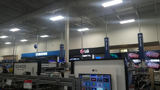 Electronics Store «Best Buy», reviews and photos, 10243 Indianapolis Blvd, Highland, IN 46322, USA