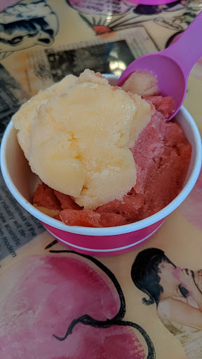 Ice Cream Shop «Great Licks Ice Cream Shop», reviews and photos, 4643 Pine Island Rd, Matlacha, FL 33993, USA