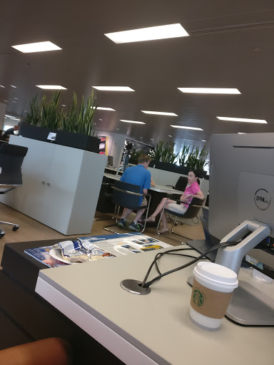 Audi Dealer «Audi South Orlando», reviews and photos, 4725 Vineland Rd, Orlando, FL 32811, USA