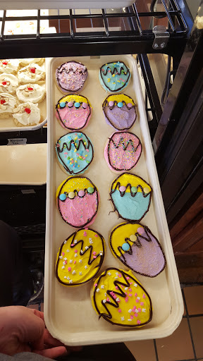 Bakery «Amana Colonies Bakery & Cafe», reviews and photos, 4522 220th Trail, Amana, IA 52203, USA