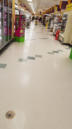 Grocery Store «Stop & Shop», reviews and photos, 1360 W Main Rd, Middletown, RI 02842, USA