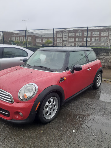 Used Car Dealer «Definitive Motors», reviews and photos, 203 116th Ave NE, Bellevue, WA 98004, USA