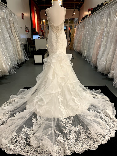 Bridal Shop «Scarlet Bridal Boutique», reviews and photos, 274 Goodman St N b135, Rochester, NY 14607, USA