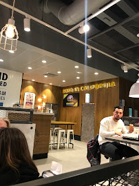 Atmosphère du Restaurant américain Carl's Jr. Bègles à Bègles - n°8