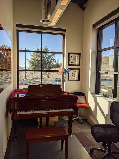 Radayeva Music Studio image