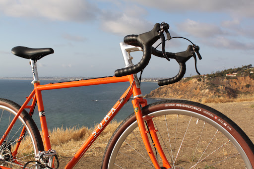 Bicycle Store «Motion Bike Shop», reviews and photos, 914 Aviation Blvd, Hermosa Beach, CA 90254, USA