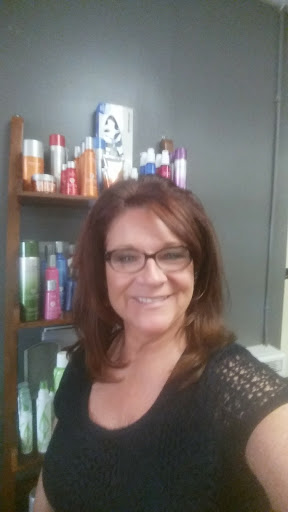 Beauty Salon «In The Cut Salon», reviews and photos, 3260 Southgate Pl SW #1, Cedar Rapids, IA 52404, USA