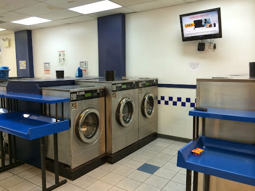 Laundromat «Busy Bubbles Maytag Laundry», reviews and photos, 2411 Butler St, Easton, PA 18042, USA