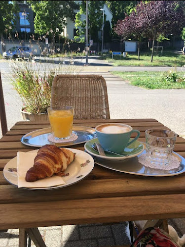 Kommentare und Rezensionen über Café Bruderholz