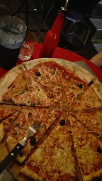 Plats et boissons du Pizzeria Au Son Des Pizzas à Saint-Andiol - n°17