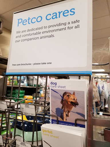 Pet Supply Store «Petco Animal Supplies», reviews and photos, 157-20 Cross Bay Blvd, Howard Beach, NY 11414, USA