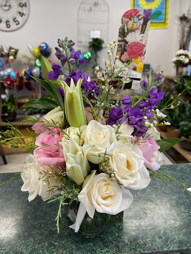 Florist «Suntree Florist & Gifts», reviews and photos, 6450 N Wickham Rd Suite 113, Melbourne, FL 32940, USA