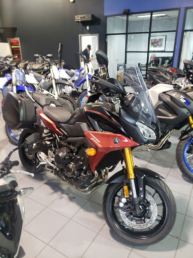 Yamaha Motorcycle Dealer «West Orlando Powersports and Marine», reviews and photos, 16333 W Colonial Dr, Oakland, FL 34760, USA