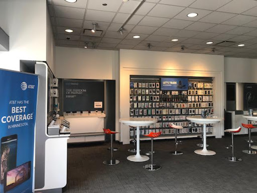 Cell Phone Store «AT&T», reviews and photos, 1966 W Broadway Ave, Forest Lake, MN 55025, USA