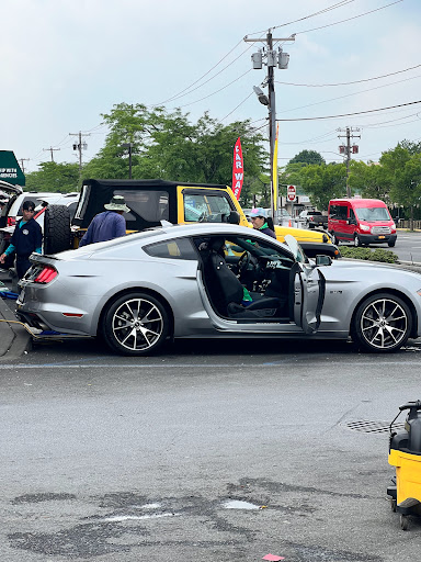 Car Wash «Rainbow Car Wash», reviews and photos, 225 W Old Country Rd, Hicksville, NY 11801, USA