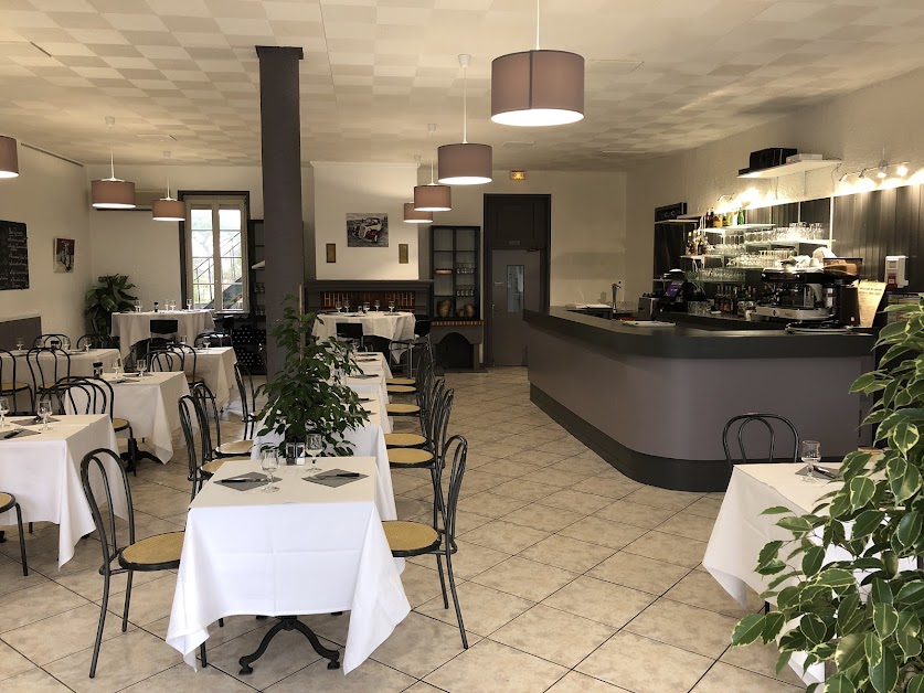 Brasserie De L’ Ormeau. 33450 Izon