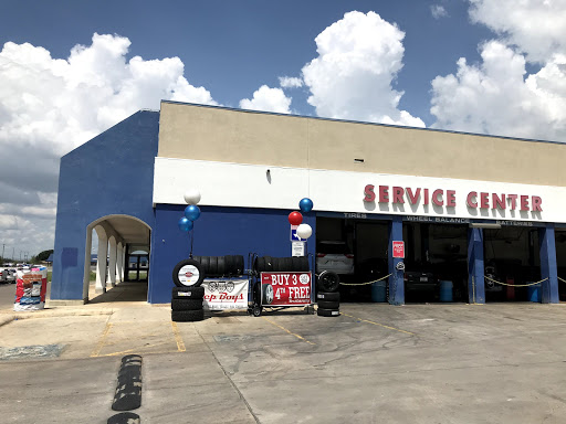Auto Parts Store «Pep Boys Auto Parts & Service», reviews and photos, 8103 Marbach Rd, San Antonio, TX 78227, USA