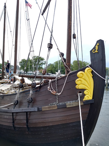 Marine Supply Store «West Marine», reviews and photos, 389 Deale Rd, Tracys Landing, MD 20779, USA