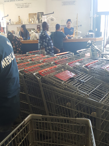 Thrift Store «Valley Thrift Store», reviews and photos, 2085 E Valley Pkwy, Escondido, CA 92027, USA