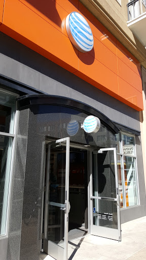 Cell Phone Store «AT&T», reviews and photos, 5691 Bay St, Emeryville, CA 94608, USA