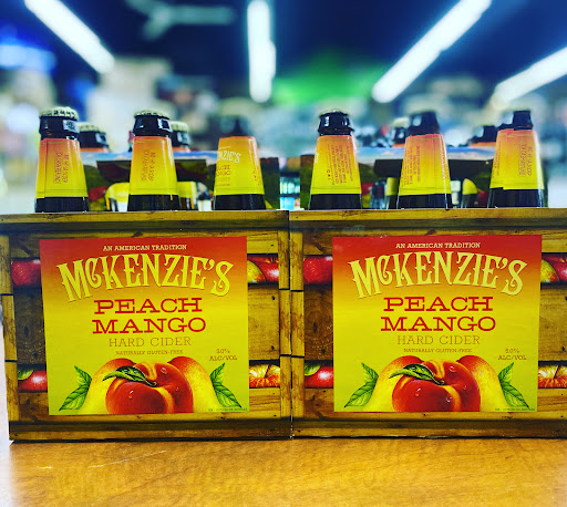 Liquor Store «Paradise Liquor», reviews and photos, 3237 Hilton Rd, Ferndale, MI 48220, USA