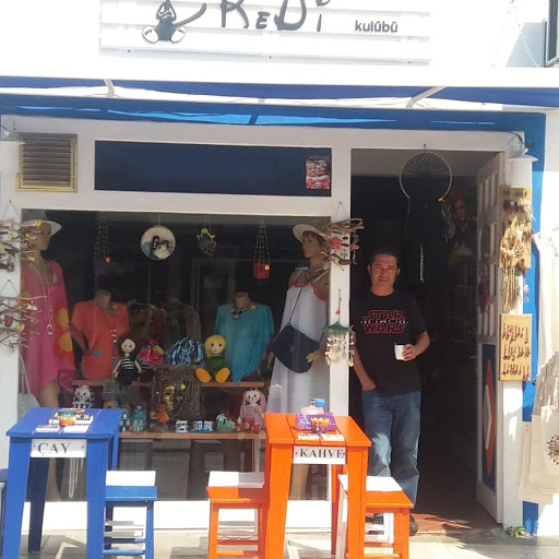 Pinknose Handcraft House