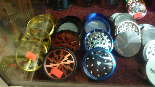 Tobacco Shop «One Love Tobacco & Gifts», reviews and photos, 7116 Gulf Blvd, St Pete Beach, FL 33706, USA